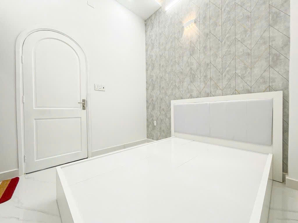 LÔ GÓC 3 MẶT THOÁNG – HXH – KHU VIP BÌNH THỚI